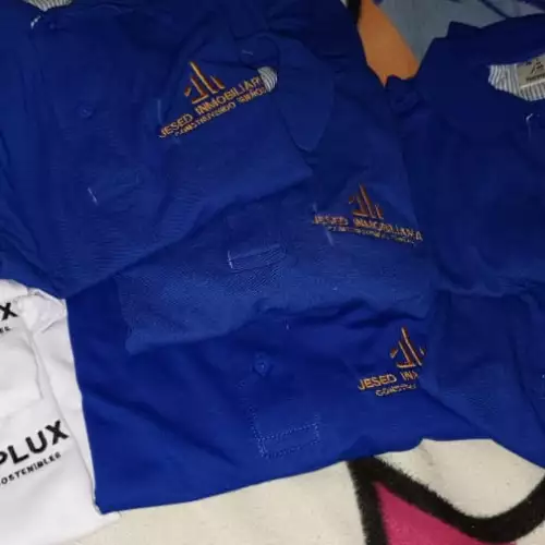 camisetas estampadas o bordadas o sublimadas