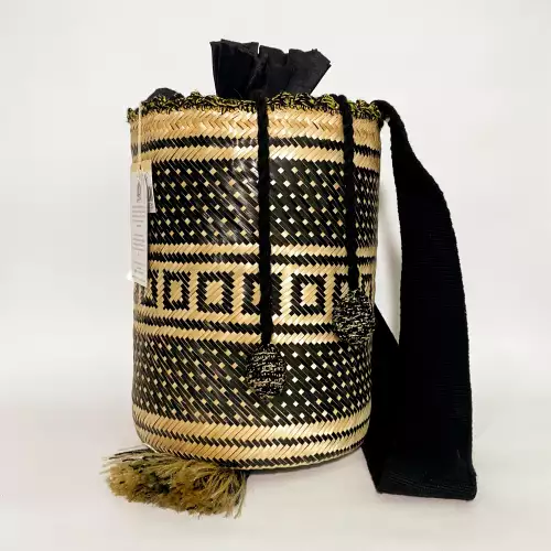Canasto wayuu en palma Mawisa