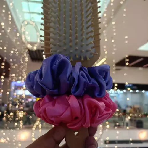 Cepillo de madera natural para cabello con masaje relajante
