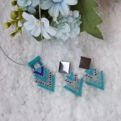 Collar Miyukis + Pendientes Turquesas