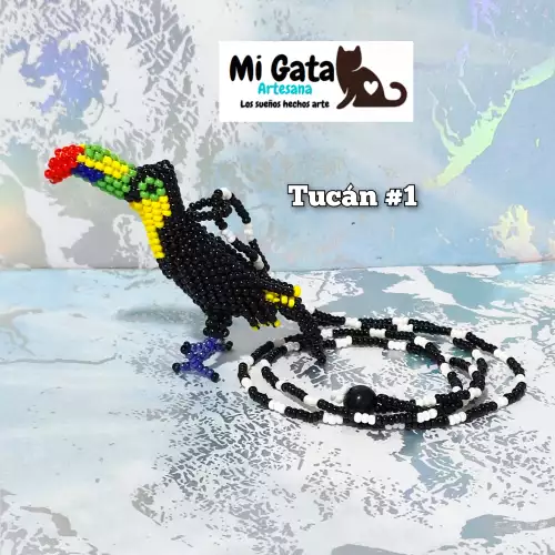 Collar tucán grande 3D tejido a mano en mostacilla