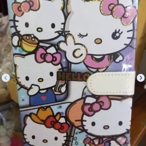 Cuaderno Hello Kitty pasta dura cierre imán 130 hojas