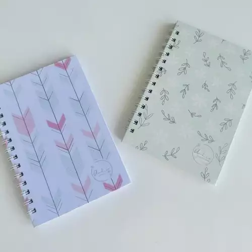 Cuaderno infantil rayado 70 hojas con argolla doble