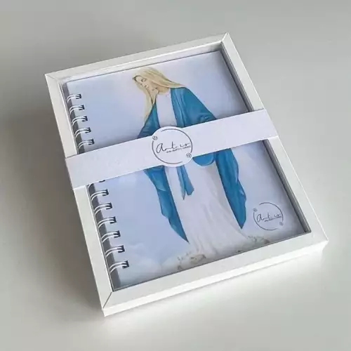 Cuaderno pequeño 70 hojas cuadriculadas tapas duras