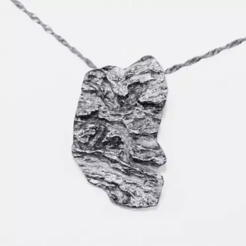 Dije tesoro natural plata ley 950 con código QR