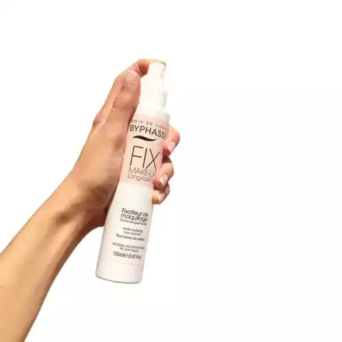 Fijador de maquillaje Byphasse vegano con agua de rosa