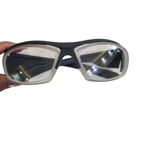 Gafas de Seguridad Industrial ELK más Kit de Limpieza de Lujo