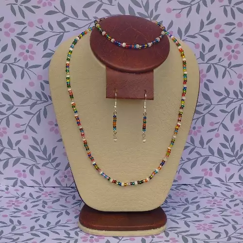 Gargantilla, aretes y pulsera ojo de gato multicolor