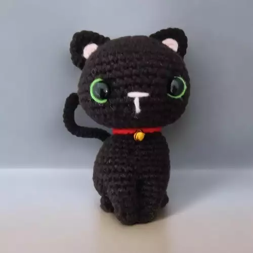 Gatito amigurumi personalizado tejido a crochet a mano