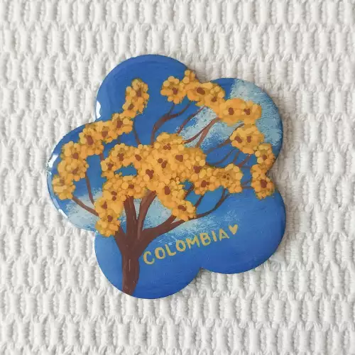 Iman nevera Guayacán Artesanal en MDF forma de Flor