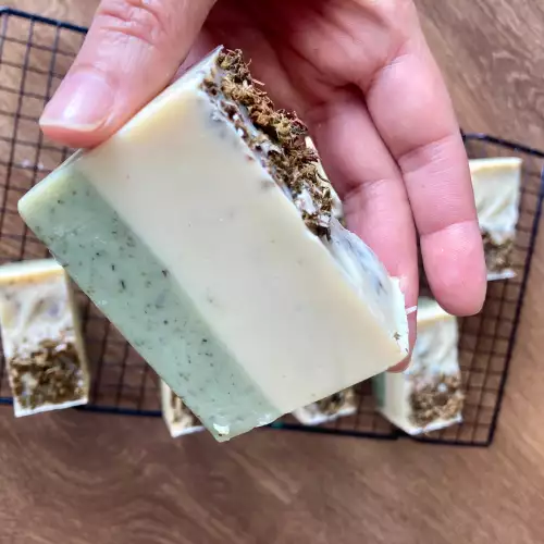 Jabón CANNABIS - Antioxidante y nutritivo