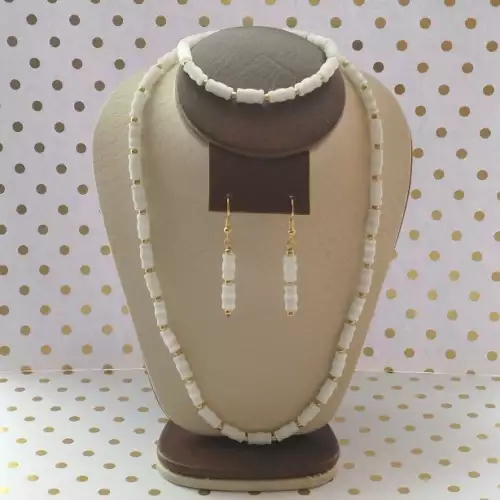 Juego de collar, aretes y pulsera ojo de gato bambú