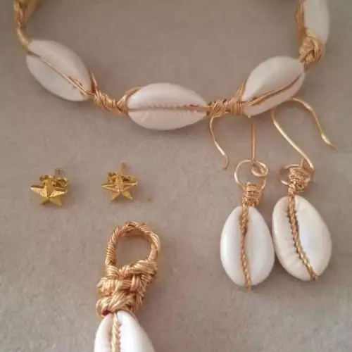 Juego marino conchas aretas pulsera dije oro
