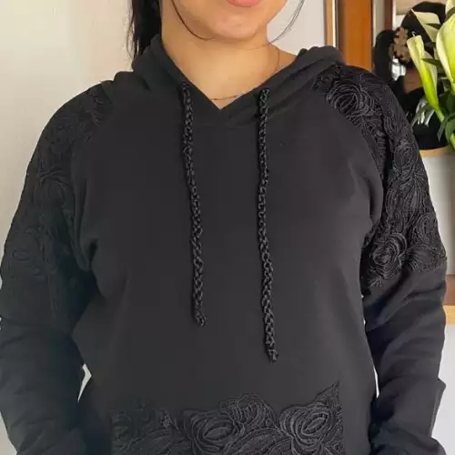 LINDO BUSO CON DETALLES EN GUIPIUR