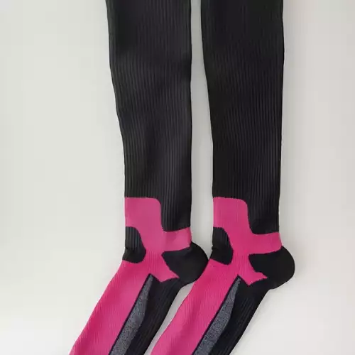 MEDIAS DE COMPRESION NEGRA-FUCSIA---L-XL 38-43