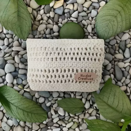 MONEDERO EN MACRAME