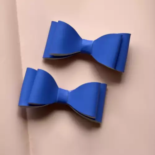 Moños para niña tono uva con pinza 7cm x2