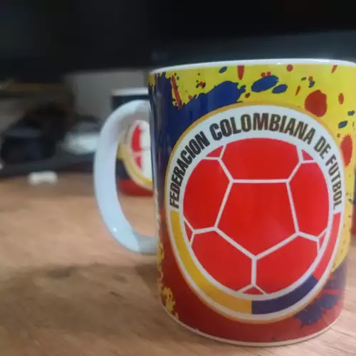 MUG # 2 EDICIÓN ESPECIAL RUMBO AL MUNDIAL 2026 - SELECCIÓN COLOMBIA