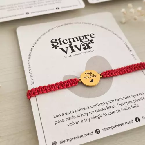 Pulsera macramé con dije acero inoxidable