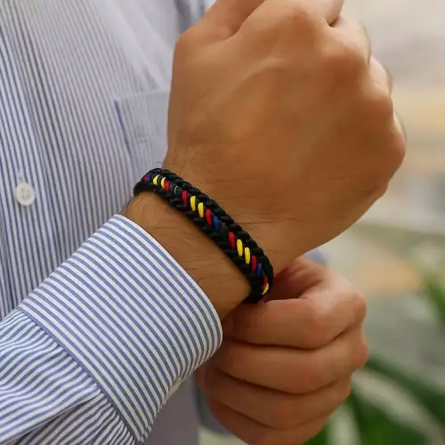 Pulsera para hombre en cuero trenzado ajustable