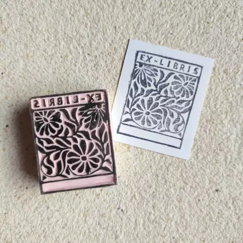 Sello ex-libris flores personalizado para libros