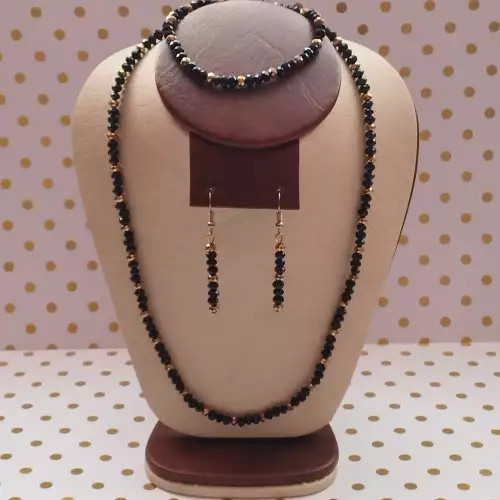 Set collar, aretes y pulsera murano negro dorado