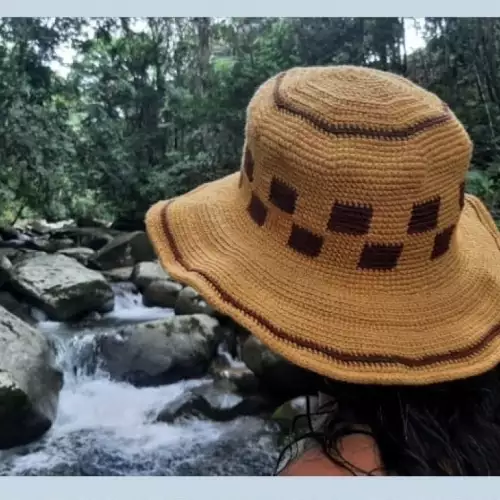 Sombrero crochet macramé tejido a mano liviano