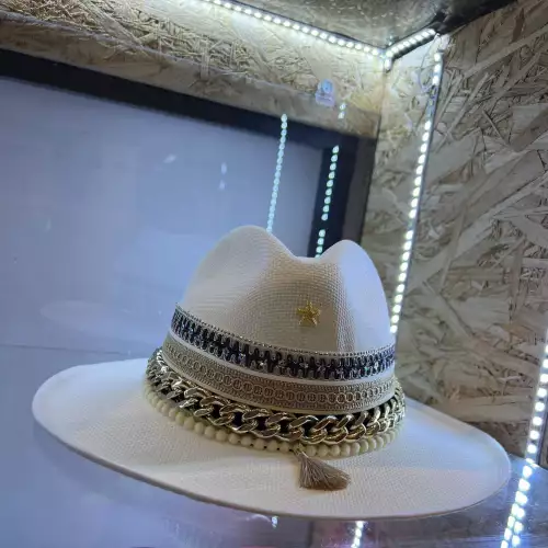 SOMBRERO DECORADO ESTRELLA DE MAR CON DORADO