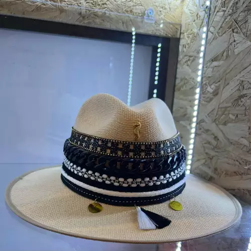 SOMBRERO DECORADO OOO