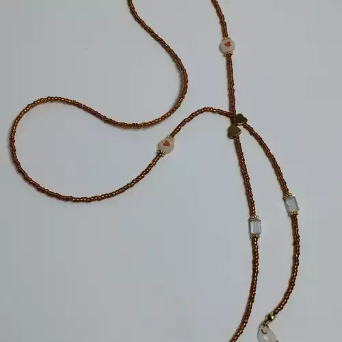 Sujetador para gafas con corazones en mostacilla