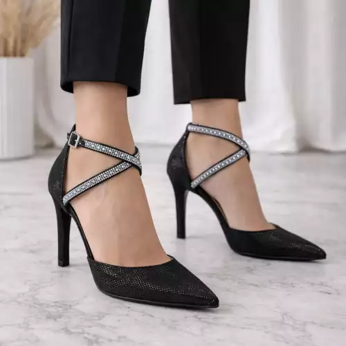 Tacón negro punta fina con tiras brillantes para mujer