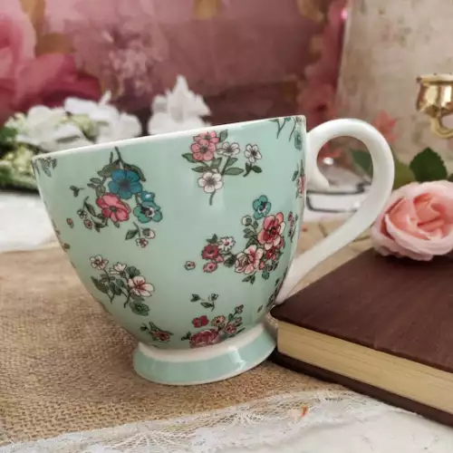 Taza cerámica vintage flores verde menta 350 ml