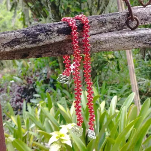 Tiras para brasier rojo tejidas en chaquira elásticas