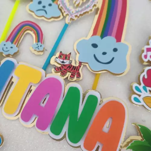 Topper personalizado de KarolG.