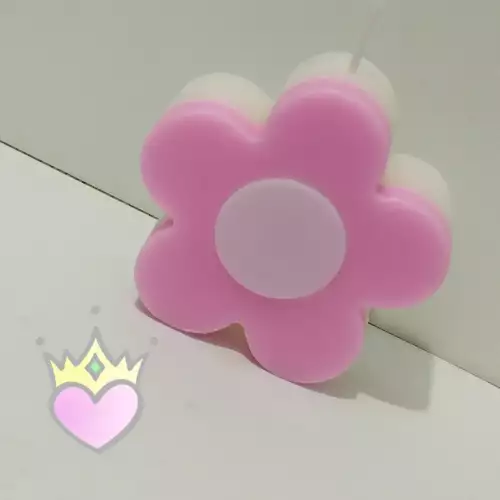 Vela artesanal florecita con aroma natural relajante