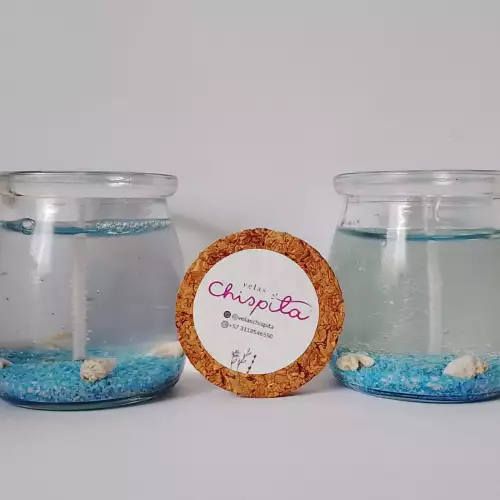 Vela artesanal gel con decoración marina y QR