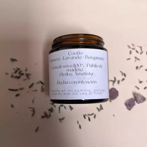 Vela ritual confío lavanda bergamota con amatista