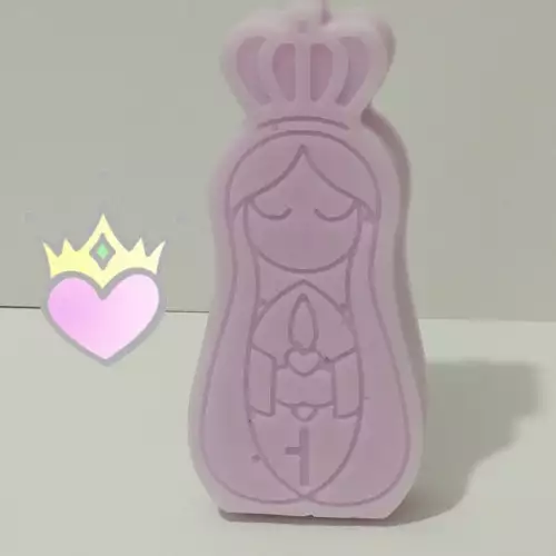 Vela Virgencita artesanal símbolo fe y protección