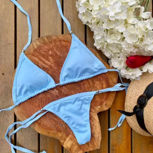 Vestido de baño asoleador azul baby blue con panty