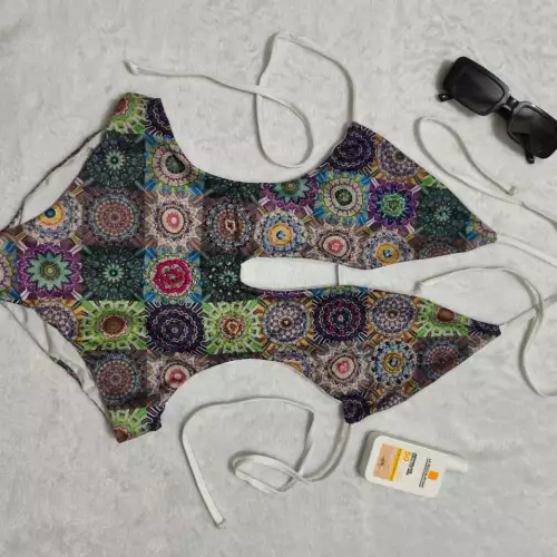 Vestido de baño estampado y bordado con piedras - Diseño 6