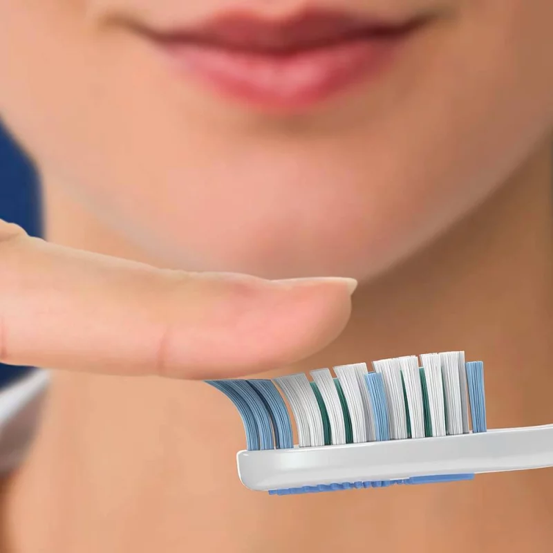 Oral-B Clean Complete Cepillos Dentales Suave 3 Unidades