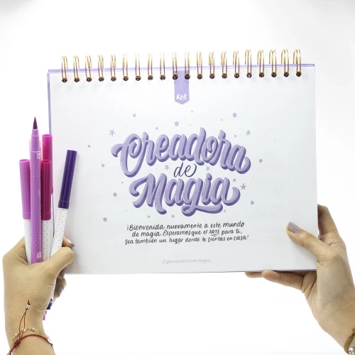 Cuadernillo de Lettering Aqui Comienza La Magia by Kiut y Nati Valencia -  Tienda Norma