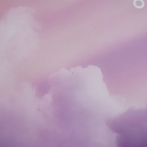 Cuaderno Argollado tapa dura grande Multimaterias 7M Cuadriculado Academico - Nubes Lila