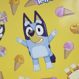Cuaderno Cosido 100 Hojas Rengloncitos C Cuadros 10Mm Bluey - Helados
