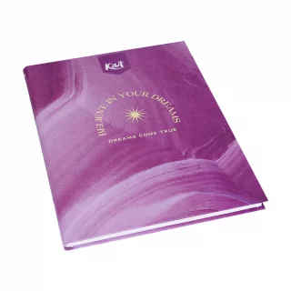 Cuaderno cosido tapa dura 90 hojas línea corriente Kiut believe in your dreams