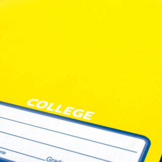 Cuaderno Cosido College Cuadro Grande Norma Color Amarillo 100 Hojas
