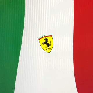 Libreta Cosida Ferrari  100 Hojas   Cuadriculado  - Bandera